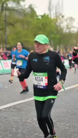 Repost. #atividadecognitiva #idoso #idososaudável #idosofeliz #idosossaudáveis #saude #desenvolvimentopessoal #fisioterapiaenmovimiento #musica #Fitness #professor #envelhecimento #feliz #cuidador #dançar #envelhecimento #90s #kpop #1milhao #mundo #brasil🇧🇷 #exercicio #idade #saudavel #força #bora #agora #vida #fit #k #music  #gerontologia #atividadefisica #ludico #atividadeaprendizagem 