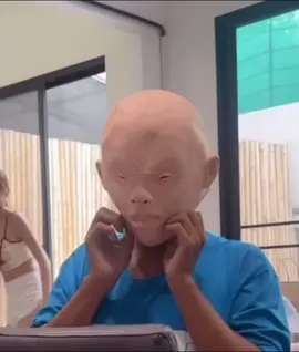 😂😂😅