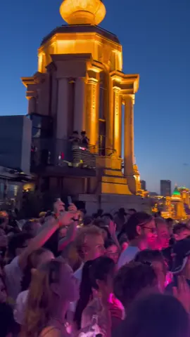 Partying in shanghai >>>>