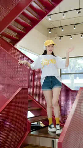 Đầu tuần trẻ trung năng động cùng jeans Yody nha #yody #jean