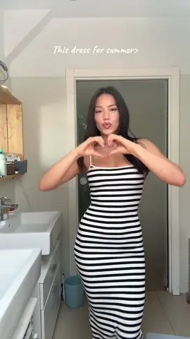 Striped >>> #dress #summerdress #OOTD #outfit #newdress #hm #tryon #obsessed #thisdress #inspo #skims 