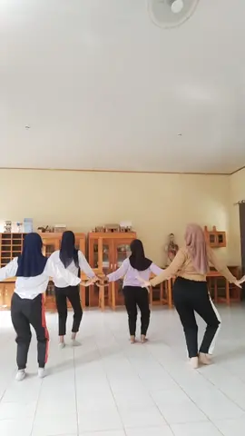 jingterorerorerojing #sanggartari #senitari #penari #budayaindonesia #gurumurid #gurumuda #buguru #fyp #foryoupage #tari 