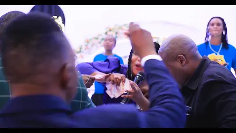 (MAHELA ZAGA) SASAGI OIL      MASHIHOMBE MAGAZA ZAGA MAHELA ZAGA  #Kahama # #challenges_tiktok #wasukumachallenge #dhahabu #kahama #shinyanga #comedia #weddingtiktok #tanzaniatiktok 
