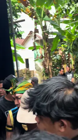 Aku ro koe pancen ora iso @dr. Inggar Bagus Wibisana #kudhopraneso #kudhopraneso1992 #jathilanjogja #fyp #lagujawaviral #TikTokPromote #TikTokImpact #bcaxyzfyp 