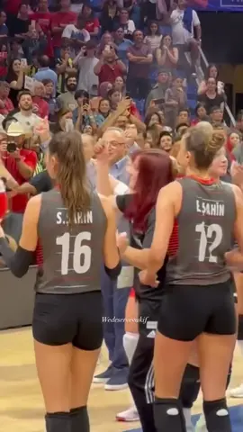 #fileninsultanları #voleyboll🏐🏐 #voleybolbenim #voleybolcukızlar #voleybol #volleyballgirls #volleyballworld #volleyball #volleyballeurope 