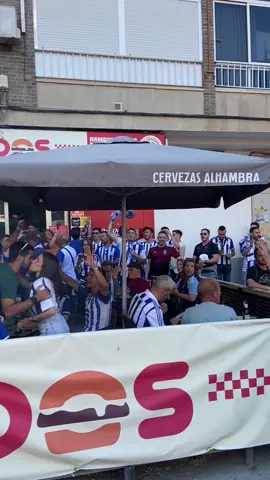 Mi equipo, mi ciudad, volveremos 💙🤍 #recre #recreativodehuelva #SantJordi2024 @Recreativo de Huelva 
