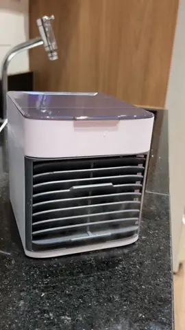 Melhor Dica ein! Transforme o ambiente da sua casa ou escritório com o Mini Climatizador Umidificador De Ar Condicionado Portátil - Artic Air Ultra. Compacto, eficiente e fácil de usar, ele é a solução perfeita para os dias quentes. Com o código ejdfh7bb5c, você pode garantir o seu com facilidade! comente eu quero que te envie-o o link .... #influenciadormagalu #acheinomagalu #temnomagalu #comprecomigo #ondecomprar  Não perca tempo e adquira já o seu !!