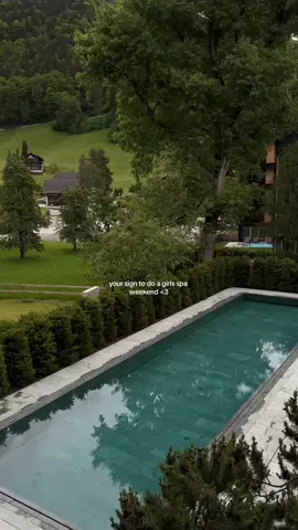 tag your bestie 🫶🏽✨ #girlsweekend #girlsspaweekend #spaweekend #spatrip #girlstrip #girlhood @Annina Haegeli 