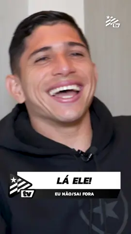 A segunda parte do Duelo de Idiomas chegou! Bora pra resenha! 😂👀🐊 #VamosBOTAFOGO  Assista na Botafogo TV! 🎥🔥 #Fy #laele #botafogo #risada #videoviral 