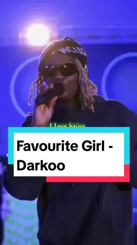 Darkoo Hypes on Favourite Girl😍 #HypeAfroLyrics #HypeGengeLyrics #HyperJidoh #Darkoo #FavouriteGirlLyrics #FavouriteGirl #Liveperformance #fyp #Hypeperformance #tiktokghana🇬🇭 #TiktokKenya #tiktoknigeria🇳🇬 #TiktokAfrica #Xyzcba #viral #Trending 