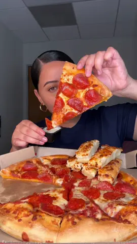 pizza hut! 🍕❤️🥰 pepperoni pizza & garlic cheese sticks🤗 @Bloom Nutrition #bloompartner #pizza #pizzahut #pizzamukbang #mukbang #asmr #asmrmukbang #food #Foodie #FoodTok #eatwithme #foodinspo #delicious #cheesy #ranch 