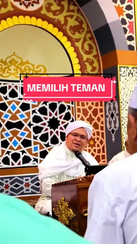 Pilihlah teman yang dapat mendatangkan kebaikan, jauhi teman yang dapat merusak kehidupan. #guruilhamhumaidi  Guru @khodimukumhumaedofficial 