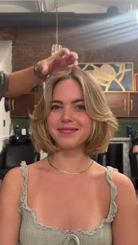 Transform ! Textured French bob ✨ #curtainbangs #greenwichct #newyorkhairsalon #layercut #beachywave #bobhaircut #miamihairstylist #blondehair #bouncyhair #shorthair 