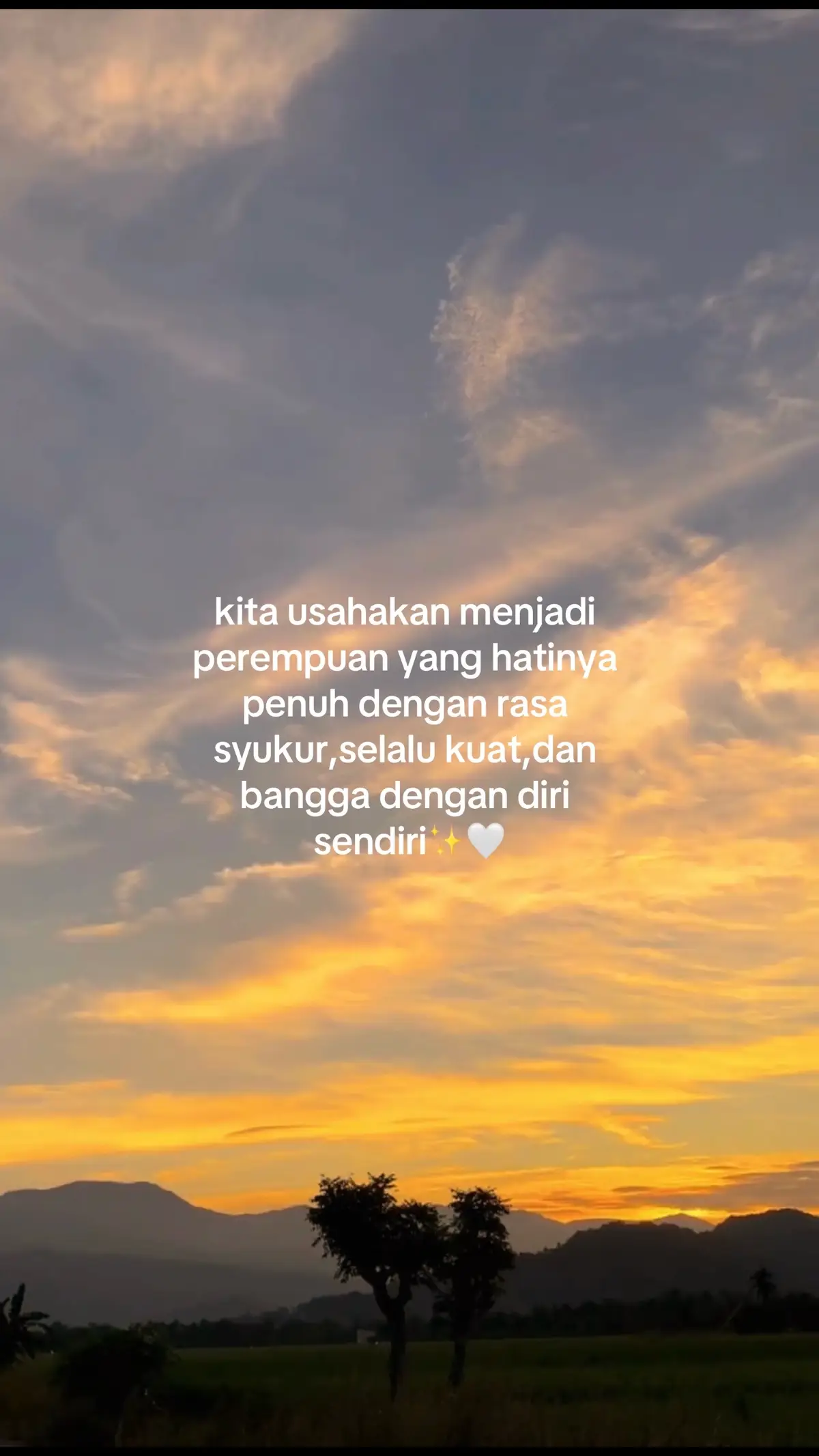 😍✨🤍 #lagubugis #bugissulawesi #storybugis #trending #trend #storybugiskeren #storybugisviral 