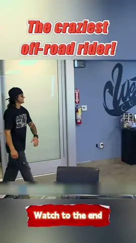 The craziest off-road rider! #suzukikarimun #suzukikarimunkotak #suzuki #suzuki #suzukiidonesia #sl410r #ma61s #karimunkotakindonesia#karimunclubindonesia
 
