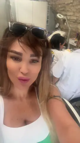 #الشعب_الصيني_ماله_حل😂😂   #nailslebanon #nailart #cleannails #beautyspalebanon #eyebrowsonfleek #fypシ゚viral  #luxuryspalebanon #beauty #nailsoftiktok #cute #gelnails #beautyaddicts 