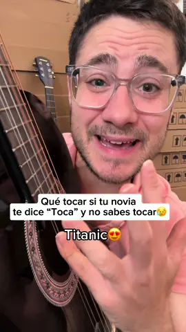 Tu novia estará feliz😍 si quieres que te enseñe a tocar y te regale una guitarra, háblame por privado🤗🎁