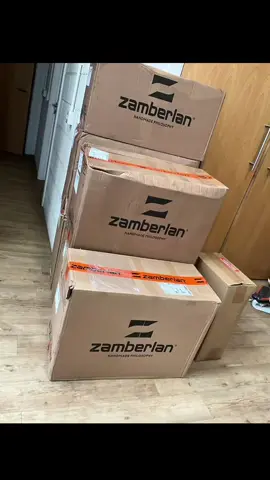 Come get out our new range of Zamberlan boots available in store from today!!!!😎🤟🏻🪵#boots #newshoes #treatyourself #forestry #chainsaw #arborist 
