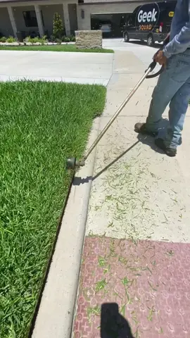 #foryoupage #yardero #lawncare #lawntiktok #parati #lawntok #lawn #fyp #fypage 