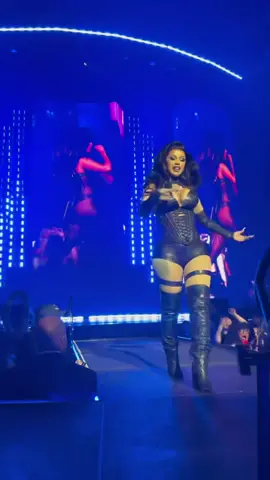 Cardi B joined Megan The Stallion and GloRilla for their sold out New York City. 🔥✨ #cardib#bardigang#megantheestallion#glorilla#fyp#foryou#viral 
