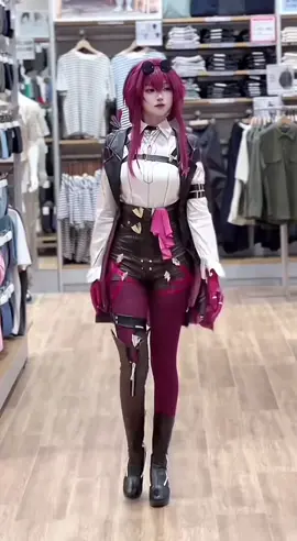 Mommy 🫶😍😘 #kafka #kafkahonkaistarrail #mommy #cosplay  #hsr #HonkaiStarRail #fypシ゚viral 