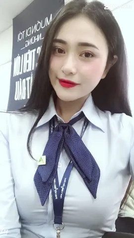 Trong lòng em có ai, không ai biết. Trong lòng ai có em, em cũng không biết 😓💔#fpyシ❥tiktok🖤🌹 #capcut #63tiengiang #conmuangangqua 