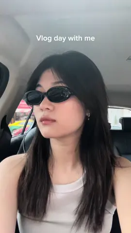 knock knock ✊🏻 UZI Beauty Club มีบริการครบวงจร ทำเล็บ ต่อขนตา สปามือ สปาเท้า นวดทุกรูปแบบด้วยผลิตภัณฑ์ออแกนิคสำหรับผิวแพ้ง่าย  📍The zone ทาวน์อินทาวน์  สนใจจองคิว Line : @uzi_beauty_club  Tel:095-861-8222  #uzibeautyclub #indinmassage #ต่อเล็บ #ต่อขนตา #nail #ทําเล็บ #เล็บเจล #ต่อเล็บเจล สปาเท้า #สปามือ #ทําเล็บสวย #facialtreatment