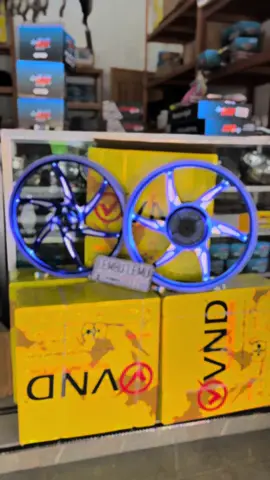 Vnd six star redy hitam dan biru, r17 bolooo #twostroke #fizr #fizrindonesia #2stroke #cb #cbindonesia #foryou #fyp 