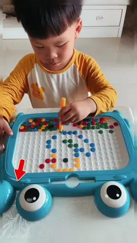 I have sold a lot of magnetic pencil drawing boards that children love. Click on the yellow basket above to buy. Thank you dear.#fyp #tiktok #tiktokshop #goodthing #unzip #foryou #toy #toys #child 