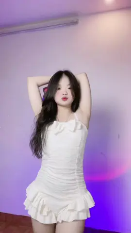 Hú le #thuyhang #dance #xuhuong #nhaymua #trend #nhaytrend 