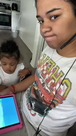Exactly why i dont vlog . I went to sleep and didnt wake up until this morning so that was the ending 😪