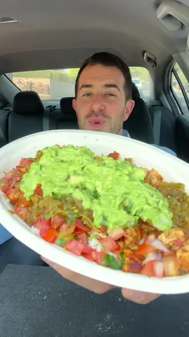 Is @Chipotle pinching portions? #chickenbowl #guac #foodtiktok #foryou