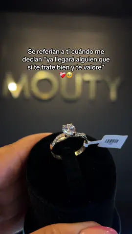 Anillo Charlize 💍✨ disponible en plata y en oro, también está disponible en Mercado Libre 🛍️ #moutyjoyeria #noviosgoals #couplegoals #parejas #fypシ #anillosdecompromiso 