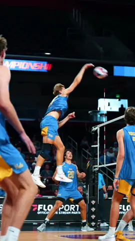 only heat from the backrow 😤 #fyp #volleyball #volleyballworld #clubvolleyballcheck #volleyballplayer #mensvolleyball #haikyuu #uclavolleyball 