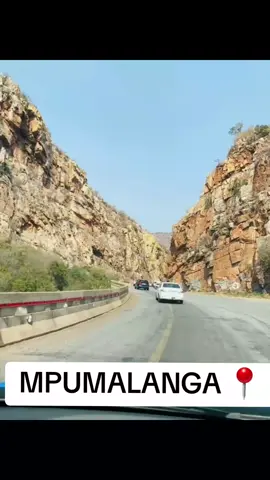 Mpumalanga 📍#fyp #roadtrip #mpumalanga #threerondavels #graskop  #potholes 