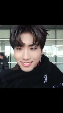 😼 #hanjisung #hanskz #jisung #jisungstraykids #hannie #hanfunnymoments #han #ханлучший #ханджисон #fyp #fopシ #on #recommendations #рекомендации #рек #foryou #viral 