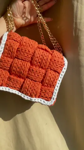Summer bag 🧡 #onekooka #crochet #crochetersoftiktok #crochettok #crochettutorial #crochetaddiction #summerbag #crochetbag #orangebag 
