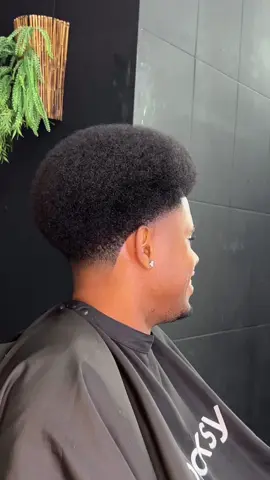 #afrohair #taperfad #fade #barbearia 