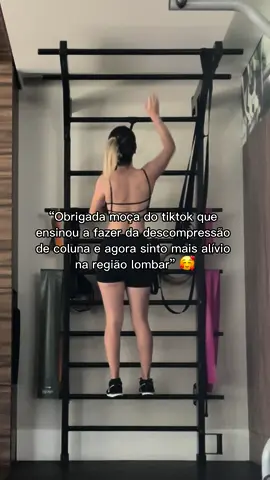 Gente façam isso, é muito relaxante 😮‍💨 #fyppppppppppppppppppppppp #trendingtiktok #descompressaodacoluna #dorlombar #alongamento 