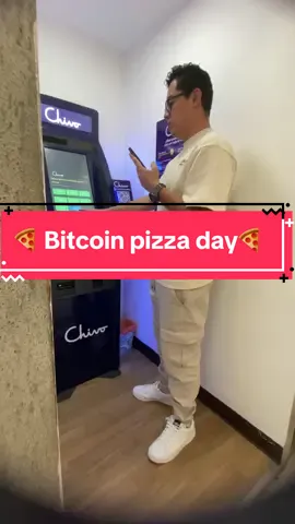 Hoy es el bitcoin pizza day 🍕 . . . . . El Día de la Pizza Bitcoin, celebrado el 22 de mayo, conmemora la primera transacción histórica del mundo real utilizando criptomonedas. En 2010, Laszlo Hanyecz hizo historia al comprar dos pizzas con 10.000 BTC.  #bitcoinpizzaday #bitcoin #chivowallet #pizza #papajohns #criptomonedas 