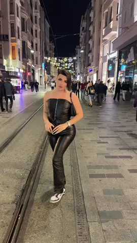 See you soon #istanbul 🇹🇷🤍 #ساهر_منذر #sahermonther 