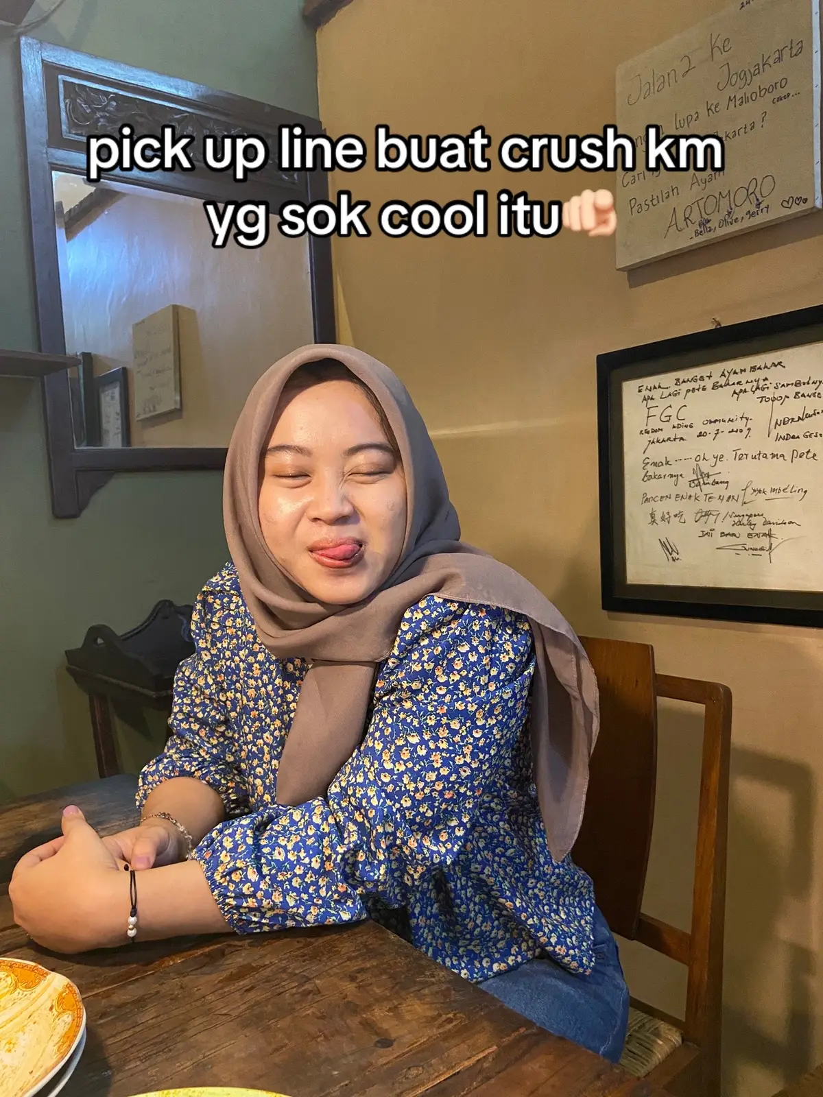 gatau hrs gmn lagi🤡