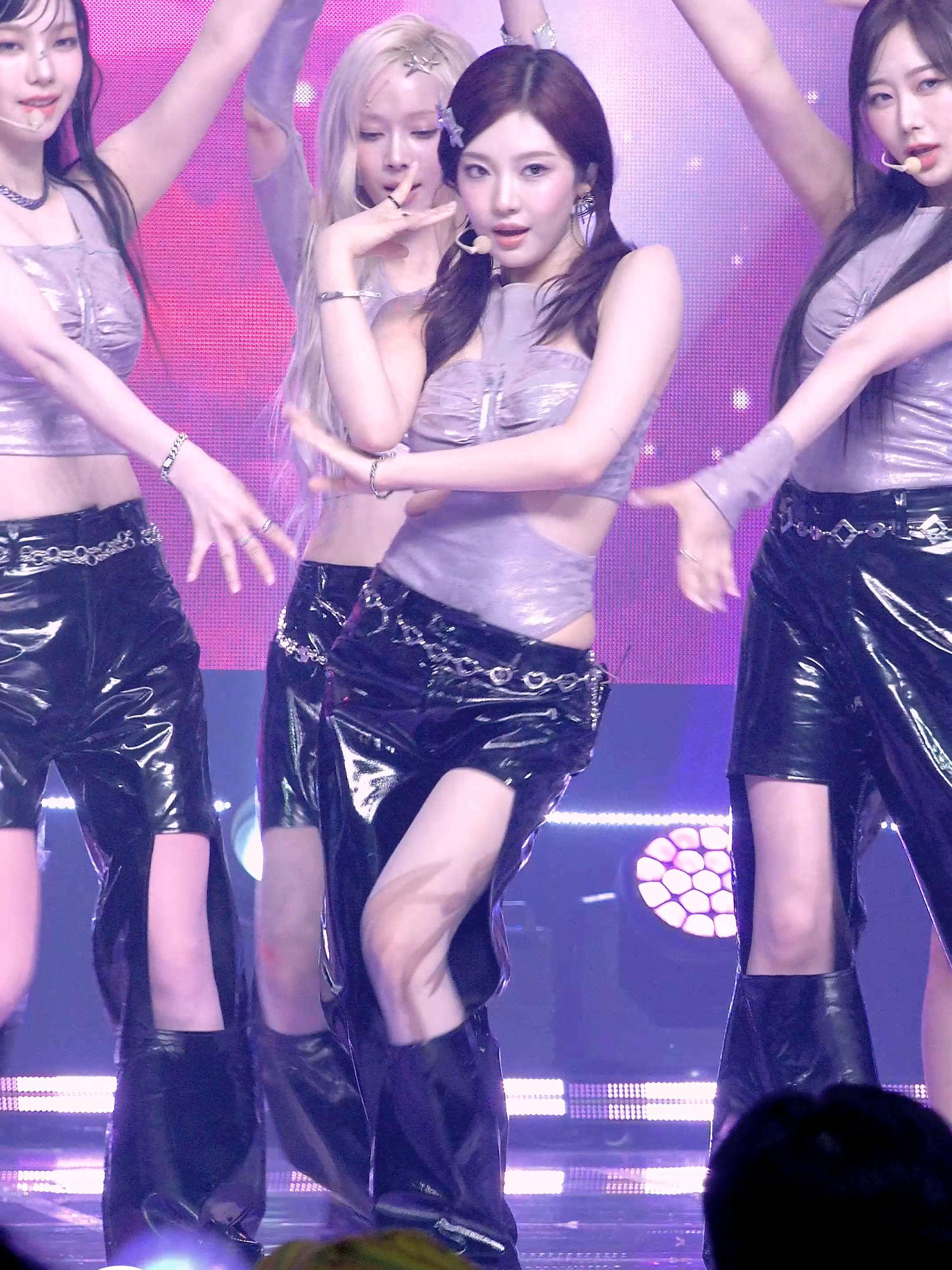 닝닝이가 수퍼노바 도입부터 찢어버림💥 #MPD직캠 #MPDFanCam #M2 #aespa #에스파 #Supernova #aespaSupernova #Armageddon #NINGNING #닝닝 @aespa_official