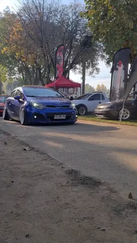 dando el corte con @Brayan Espinosa 🔥😮‍💨 #kdm #jdm #kiario #honda #ranita #kia #stance #static #evento #xtfest_chile #luckybrown 