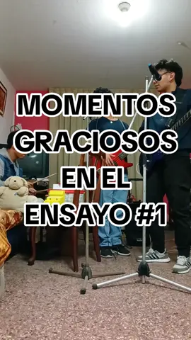 momentos xd en el ensayo 1 #rockenespañol #ensayosbanda #fails #momentosgraciosos #momentosxd #parati #rockperuano #loscactus #momentosrandom 