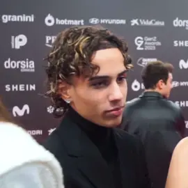 el me pone nervioso 🤭 @Cz #foryoupage #fyp #foryou #xyzabc #elcz #cz #hamza #fan #noticeme #viral #trending #instagram #reels #tiktok #Summer #coachella #2024 #men #model #redcarpet #dontletthisflop #repost #likes #views #barcelona #spain 