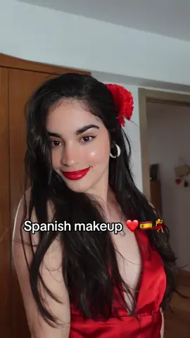 Cubana 🇨🇺 con el corazón en España 🇪🇸 #spanish #spanishmakeup #spanishtiktok #spanishgirl #cuba #cubana 