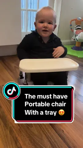 The must have portable baby chair with a tray 😍 #babychair #babiesoftiktok #toddlersoftiktok #tiktokshopmademebuyit #Summer #summersale #babymusthaves #musthave #newmom #parentsoftiktok #MomsofTikTok #fyp 