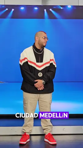 Representando mi pais colombia y mi ciduad medellin con mi musica en la hermosa #isladelencanto #puertorico #sanjuan #viejosanjuan 🇵🇷🇵🇷🇵🇷🇵🇷🇵🇷🇵🇷🇵🇷🇵🇷🇵🇷🇵🇷🇵🇷🇵🇷 #ferariza 