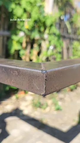 easy trick to connect pipes at 90 degree joints #cuttingskills #pipewelding #ironwelding #shorts #megantheestallion #fullmoon #goth 